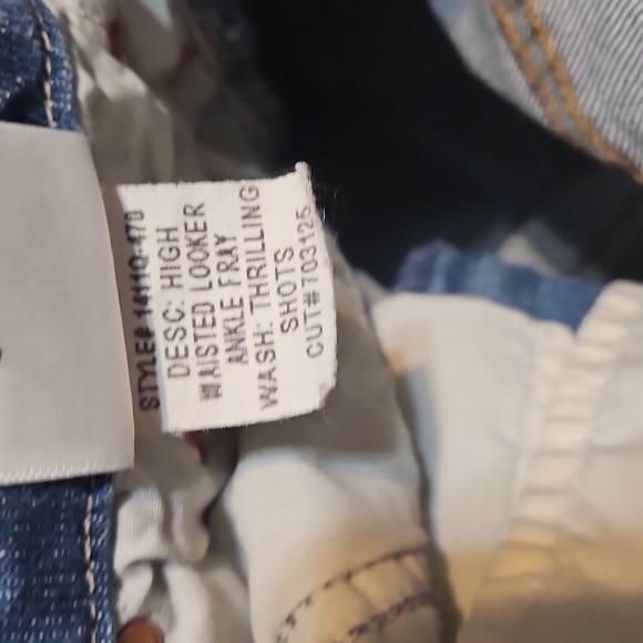 Mother High-Waisted Looker Ankle Fray Skinny Distessed Jeans - Picture 13 of 14